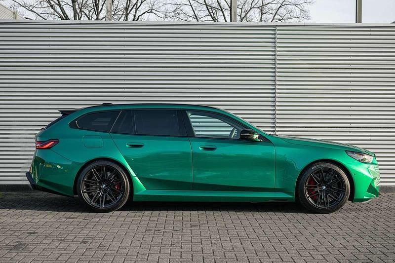 Occasion BMW M5 Comfort Edition 636 PK (467 kW) 2025 Groen Stationwagen