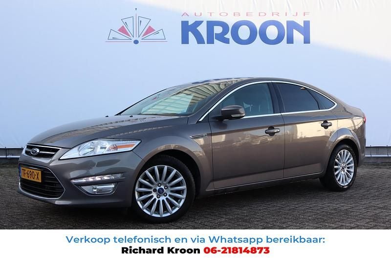 Bruin Occasion 2018 Ford Mondeo Titanium Hatchback | € 8.450 (Super prijs) - Afbeelding 1/4