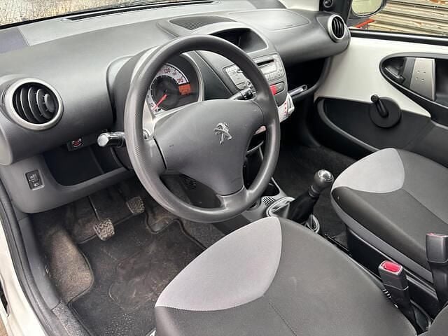 Occasion Peugeot 107 68 PK (50 kW) 2014 Wit Hatchback