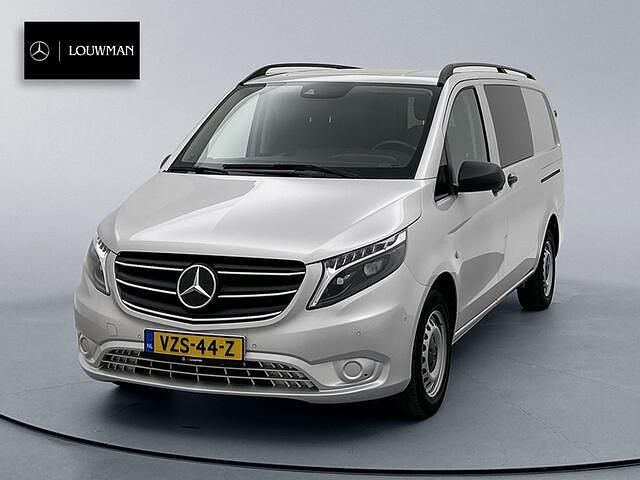 Zilver Gebruikt 2023 Mercedes Vito MPV | € 35.745 (Super prijs) - Afbeelding 1/4