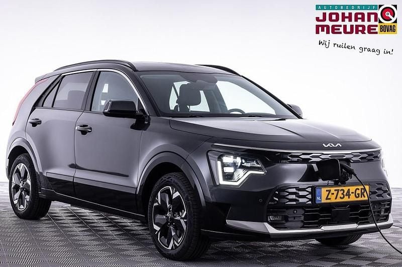 Grijs Gebruikt 2024 Kia e-Niro Advance SUV | € 31.490 (Super prijs) - Afbeelding 1/4