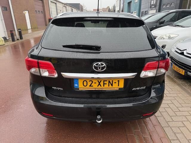 Occasion Toyota Avensis Business Edition 147 PK (108 kW) 2012 Zwart (metallic) Stationwagen