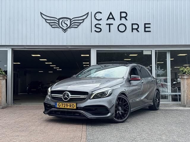 Grijs Gebruikt 2015 Mercedes A45 AMG AMG Hatchback | € 28.950 (Iets duurder) - Afbeelding 1/4