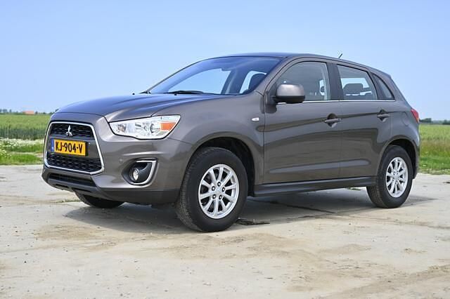 Bruin Gebruikt 2016 Mitsubishi ASX SUV | € 11.950 (Eerlijke prijs) - Afbeelding 1/4
