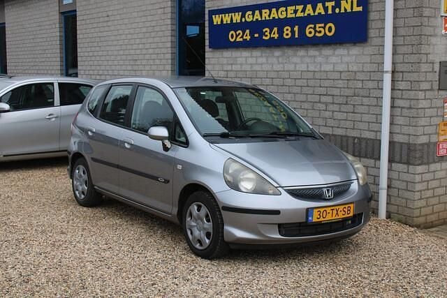 Grijs Gebruikt 2007 Honda Jazz Cool Hatchback | € 3.490 (Eerlijke prijs) - Afbeelding 1/4