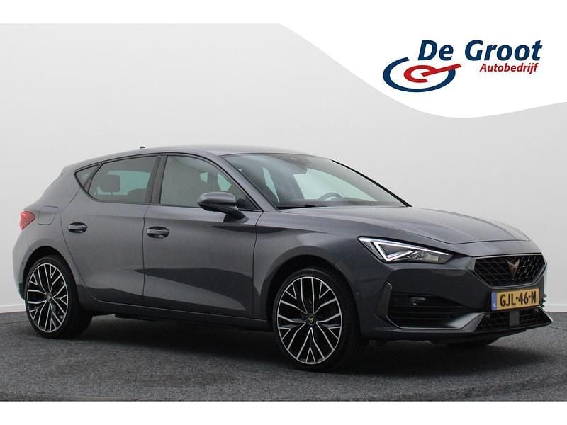 Grijs Gebruikt 2022 Cupra Leon VZ Stationwagen | € 25.950 (Goede deal) - Afbeelding 1/4