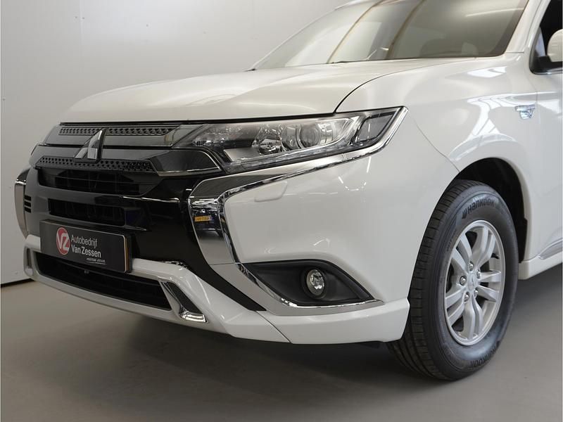 Occasion Mitsubishi Outlander 225 PK (165 kW) 2020 Wit SUV