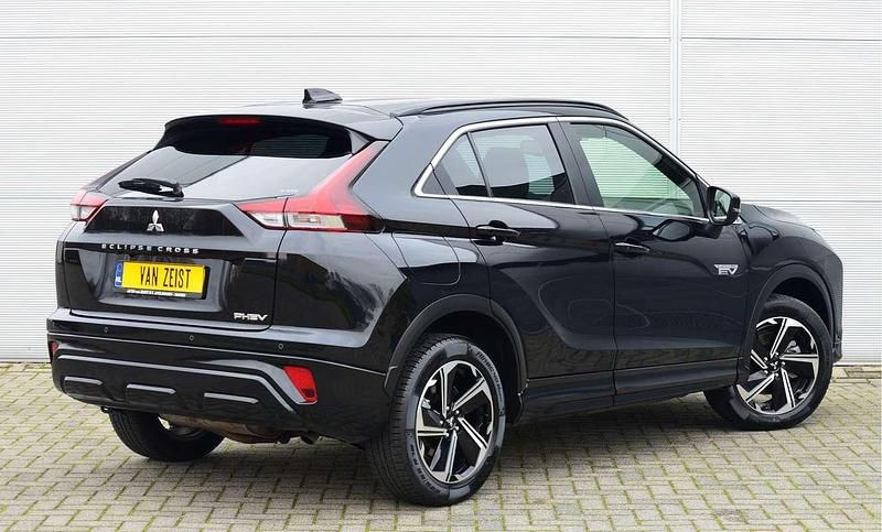 Occasion Mitsubishi Eclipse Cross 188 PK (138 kW) 2025 Zwart (parellak) SUV