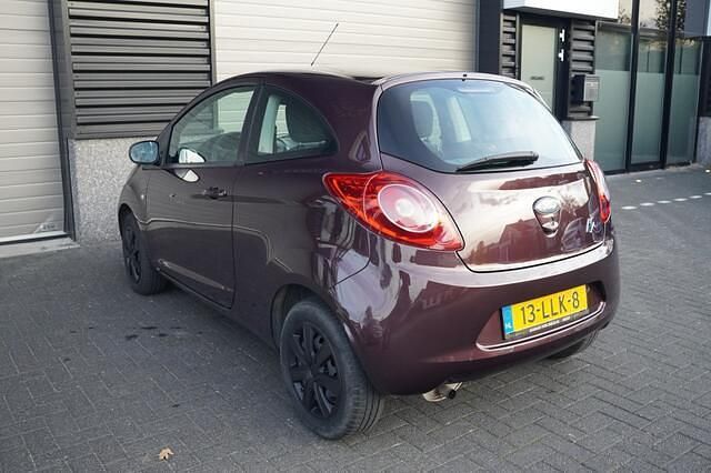 Occasion Ford Ka Cool & Sound Edition 69 PK (50 kW) 2010 Bruin (metallic) Hatchback
