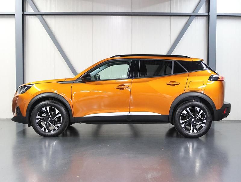 Occasion Peugeot 2008 Allure 131 PK (96 kW) 2022 Oranje SUV
