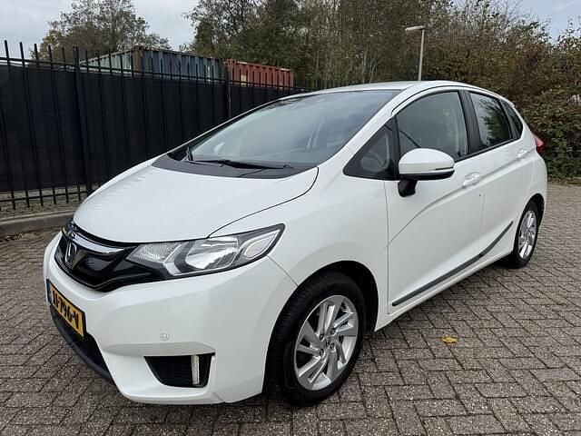Wit Gebruikt 2016 Honda Jazz Comfort Hatchback | € 10.950 (Eerlijke prijs) - Afbeelding 1/4