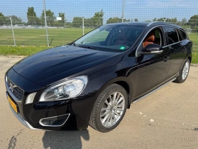 Zwart Gebruikt 2011 Volvo V60 Summum Stationwagen | € 5.950 (Super prijs) - Afbeelding 1/4