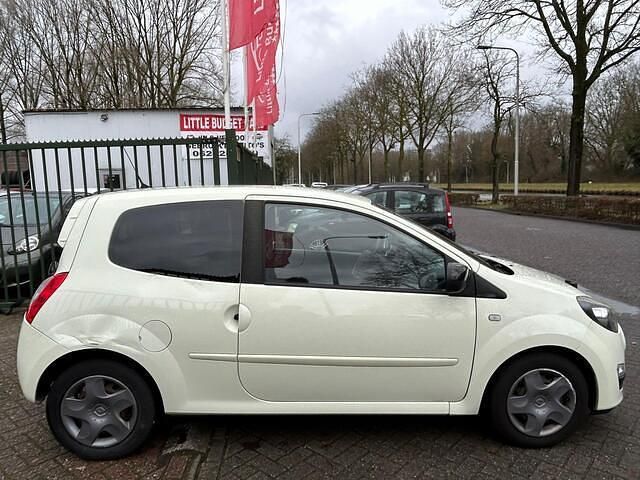 Occasion Renault Twingo Dynamique 75 PK (55 kW) 2012 Geel Hatchback