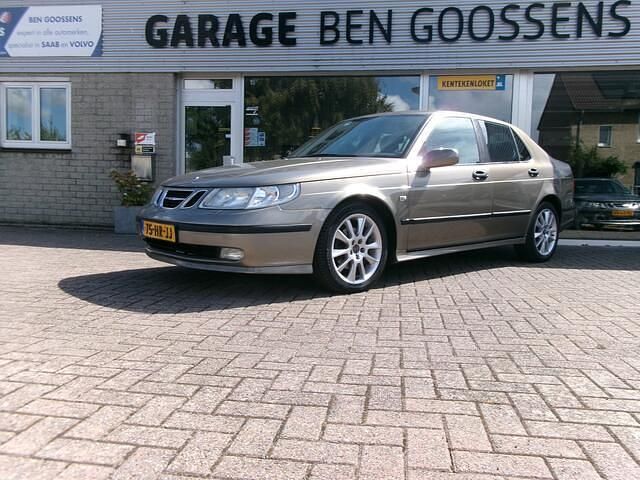 Grijs Gebruikt 2001 Saab 9-5 Sedan | € 2.800 (Goede deal) - Afbeelding 1/4