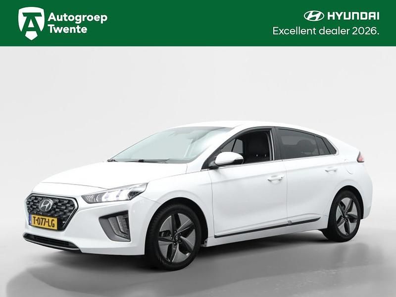 Wit Occasion 2021 Hyundai Ioniq Comfort Hatchback | € 19.950 (Eerlijke prijs) - Afbeelding 1/4