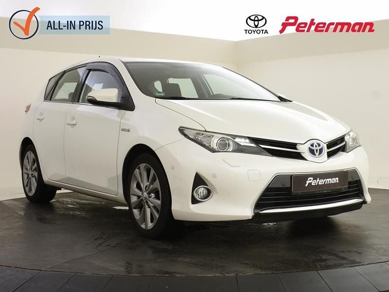Wit Gebruikt 2014 Toyota Auris Executive Hatchback | € 11.899 (Eerlijke prijs) - Afbeelding 1/4