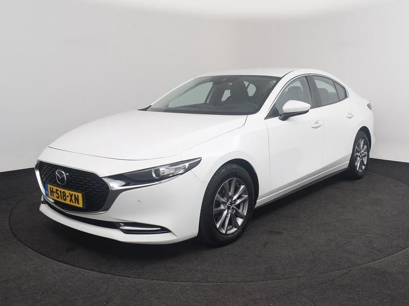 Arctic white Gebruikt 2020 Mazda 3 Sedan | € 18.950 (Eerlijke prijs) - Afbeelding 1/3