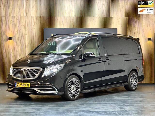 Zwart Gebruikt 2018 Mercedes Vito MPV | € 37.500 - Afbeelding 1/4