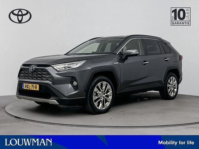 Grijs, metallic lak Gebruikt 2021 Toyota RAV4 Executive SUV | € 41.945 (Eerlijke prijs) - Afbeelding 1/3