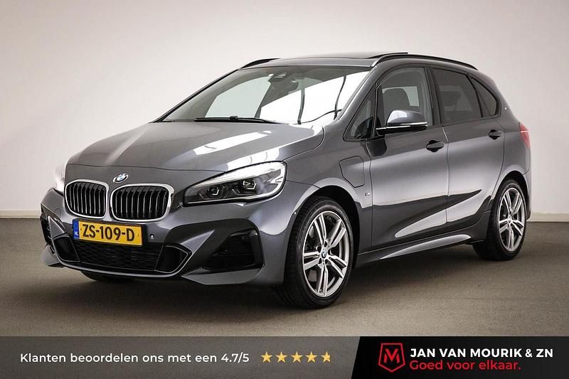 Grijs Gebruikt 2019 BMW 225 Active Tourer Executive MPV | € 22.900 (Iets duurder) - Afbeelding 1/4