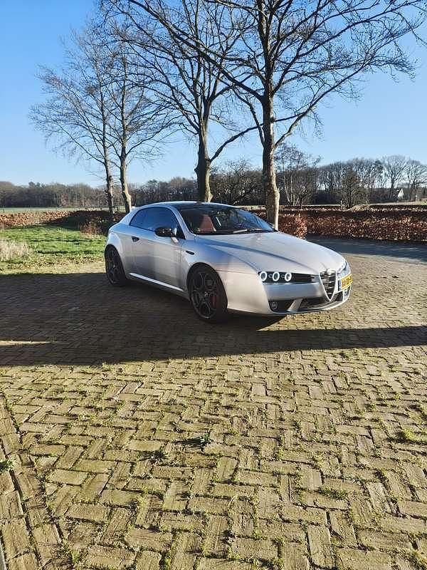 Occasion Alfa Romeo Brera 185 PK (136 kW) 2007 Zilver Coupé