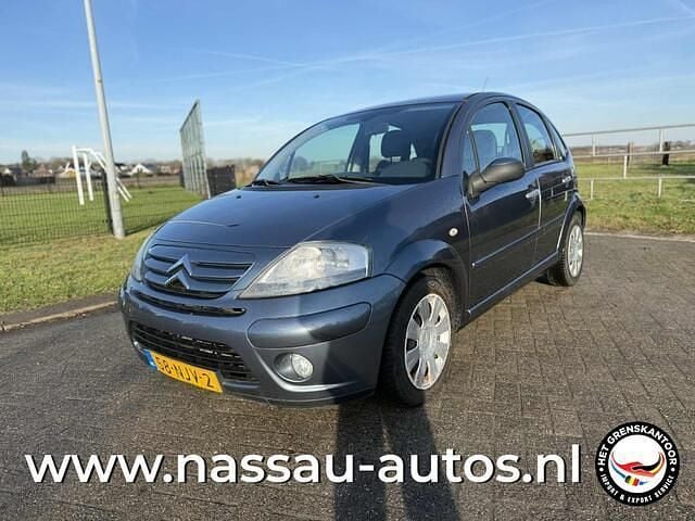 Grijs (metallic) Occasion 2008 Citroën C3 Hatchback | € 1.099 (Goede deal) - Afbeelding 1/4