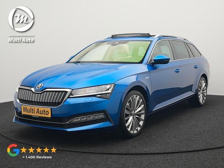 Blauw Gebruikt 2022 Skoda Superb Business Line Stationwagen | € 31.740 (Eerlijke prijs) - Afbeelding 1/4