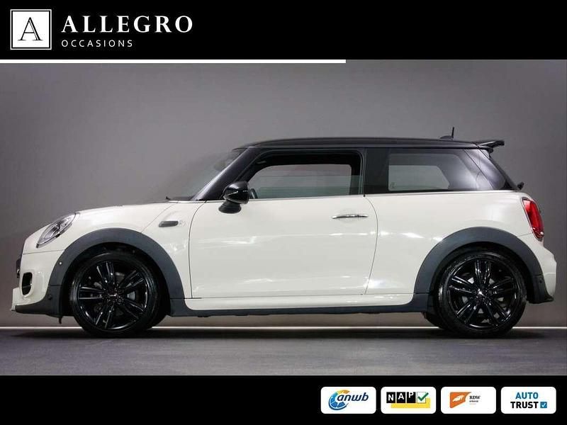 Occasion Mini Cooper Business 136 PK (100 kW) 2018 Wit Hatchback