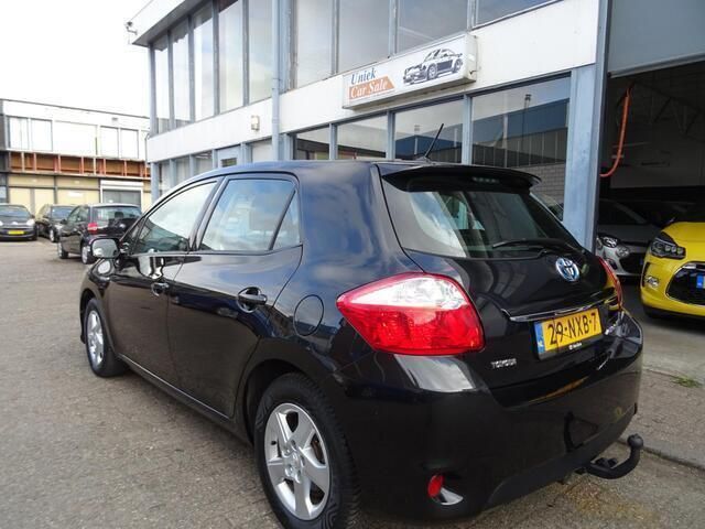 Occasion Toyota Auris 99 PK (72 kW) 2010 Zwart Hatchback