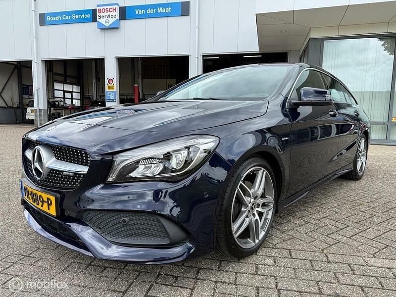 Blauw Gebruikt 2017 Mercedes CLA180 Shooting Brake Business Stationwagen | € 20.490 (Super prijs) - Afbeelding 1/4