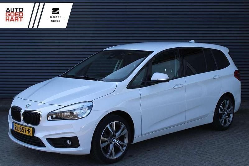 Wit Gebruikt 2018 BMW 218 Gran Tourer Executive MPV | € 14.895 (Super prijs) - Afbeelding 1/4