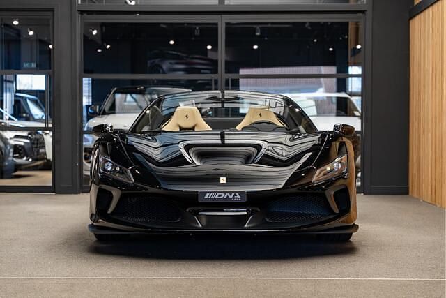 Occasion Ferrari F8 721 PK (530 kW) 2021 Zwart Cabriolet