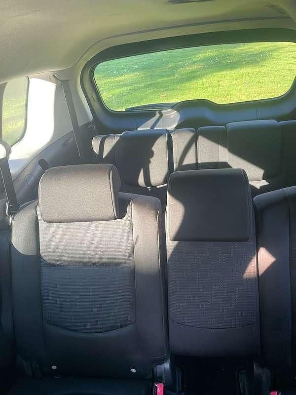 Grijs Gebruikt 2008 Mazda 5 MPV | € 2.450 (Goede deal) - Afbeelding 1/4