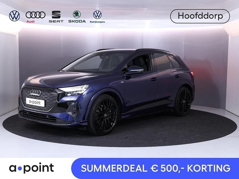 Blauw Gebruikt 2023 Audi Q4 e-tron Design SUV | € 39.949 (Iets duurder) - Afbeelding 1/3