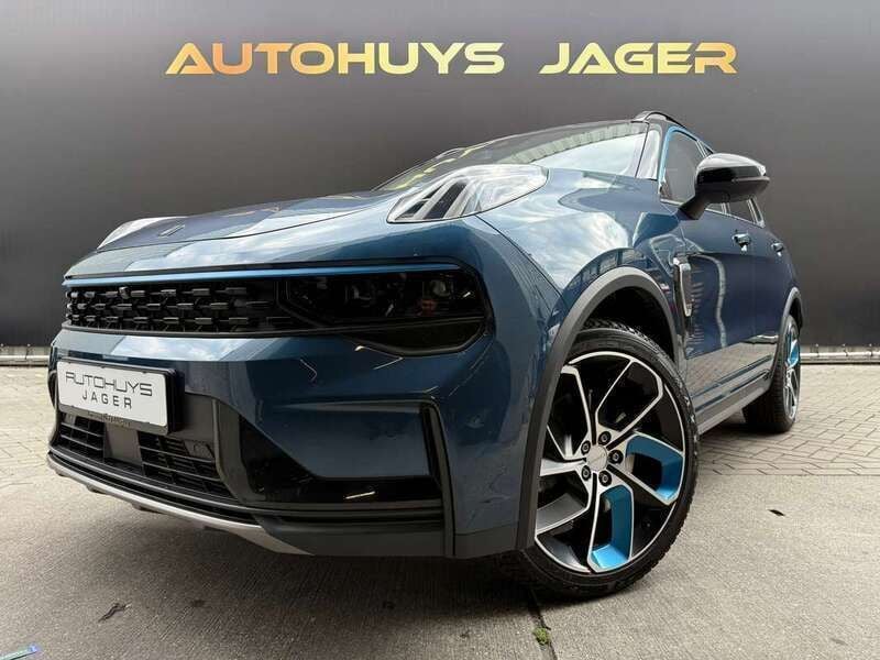Blauw, metallic lak Gebruikt 2022 Lynk & Co 01 SUV | € 21.950 (Eerlijke prijs) - Afbeelding 1/4