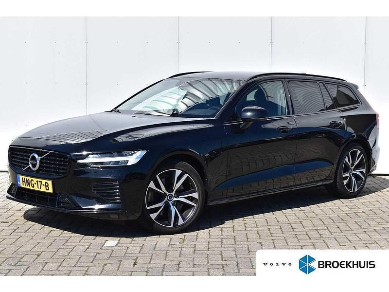 Zwart Gebruikt 2020 Volvo V60 R-Design Stationwagen | € 31.870 (Goede deal) - Afbeelding 1/4
