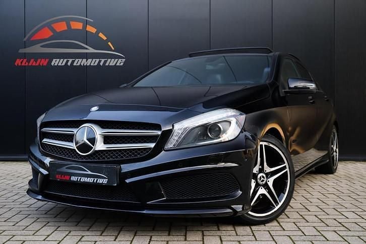 Zwart Gebruikt 2013 Mercedes A200 Ambition Hatchback | € 11.850 (Eerlijke prijs) - Afbeelding 1/4