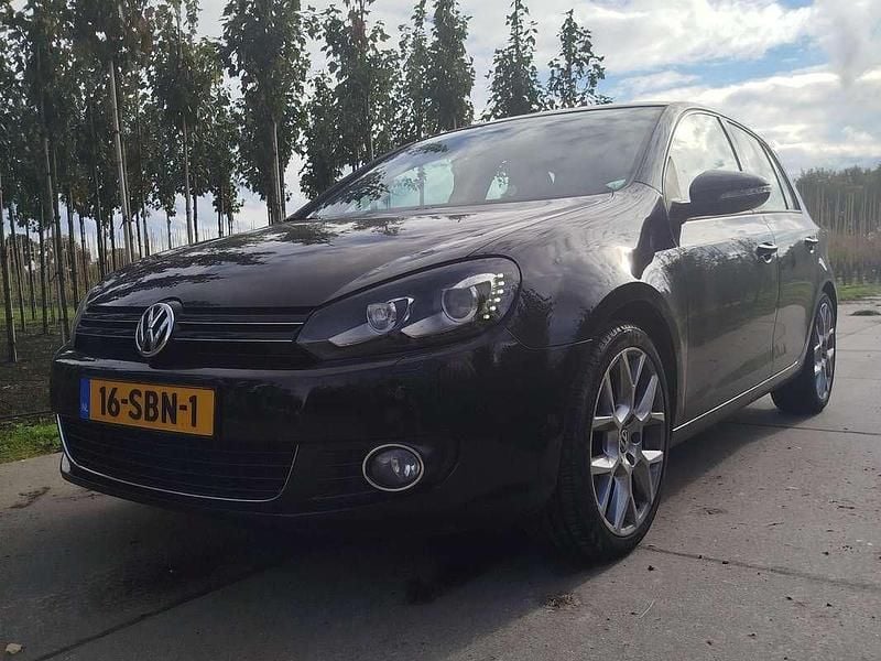 Zwart Gebruikt 2011 VW Golf VI Highline Stationwagen | € 5.499 (Iets duurder) - Afbeelding 1/4