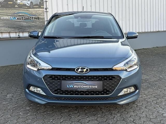Occasion Hyundai i20 Premium 84 PK (61 kW) 2016 Blauw Hatchback