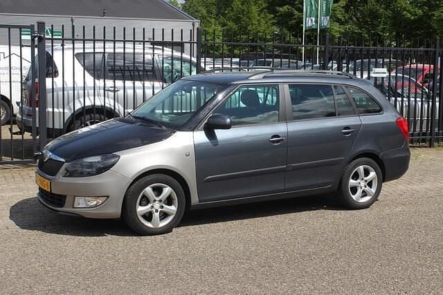 Grijs Gebruikt 2010 Skoda Fabia GreenLine Stationwagen | € 1.450 (Super prijs) - Afbeelding 1/4