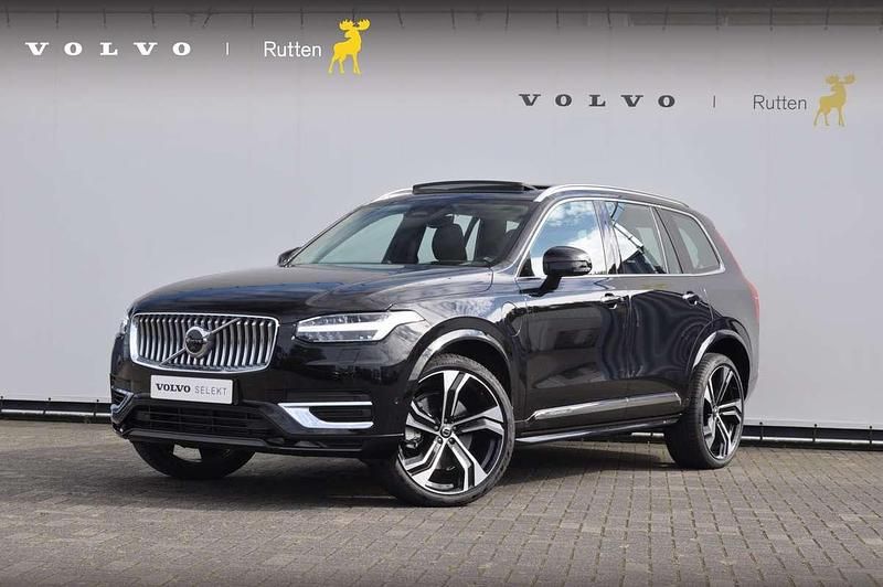 Zwart Gebruikt 2023 Volvo XC90 Ultimate SUV | € 61.840 (Eerlijke prijs) - Afbeelding 1/4