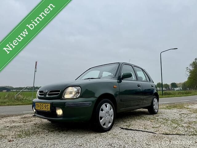 Groen Gebruikt 1999 Nissan Micra SE Hatchback | € 1.750 - Afbeelding 1/4