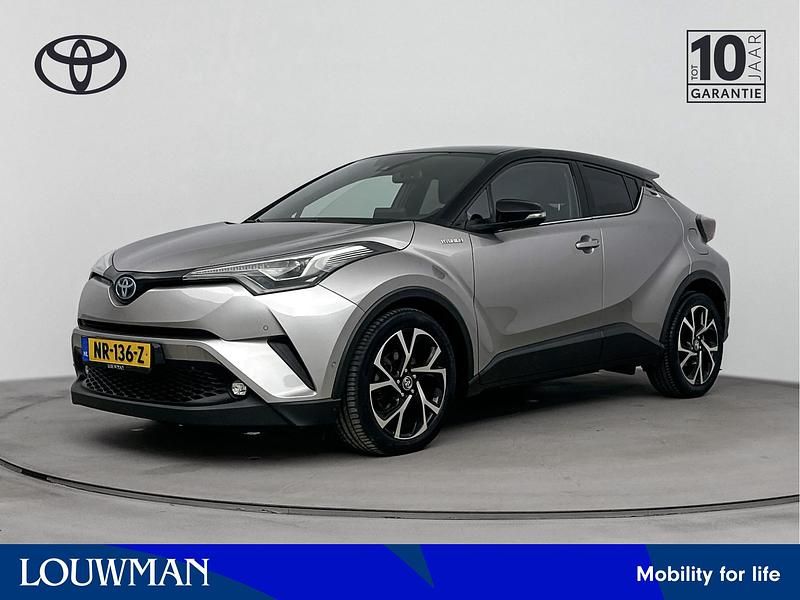 Grijs Occasion 2017 Toyota C-HR Plus SUV | € 18.445 (Eerlijke prijs) - Afbeelding 1/4