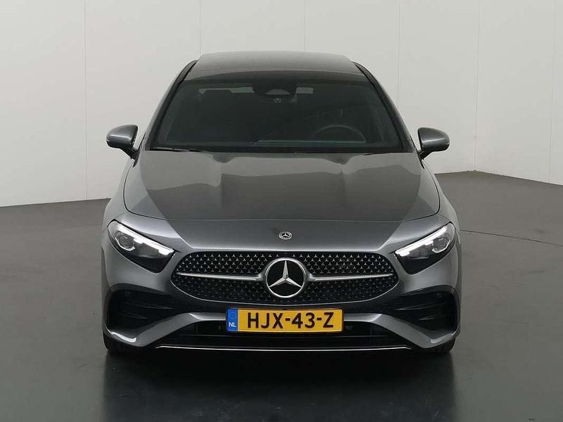 Occasion Mercedes A250 Business 163 PK (119 kW) 2025 Grijs (metallic) Sedan