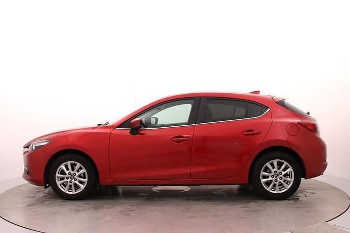 Occasion Mazda 3 2018 Rood (metallic) Hatchback