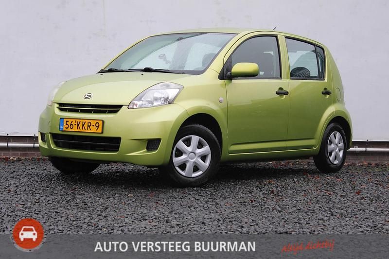 Occasion Daihatsu Sirion 69 PK (50 kW) 2009 Groen Hatchback