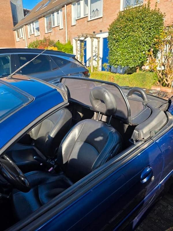 Gebruikt 2004 Peugeot 206 CC Cabriolet | € 750 (Goede deal) - Afbeelding 1/4