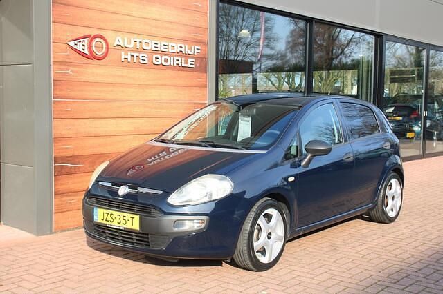 Occasion Fiat Grande Punto 78 PK (57 kW) 2010 Blauw Hatchback