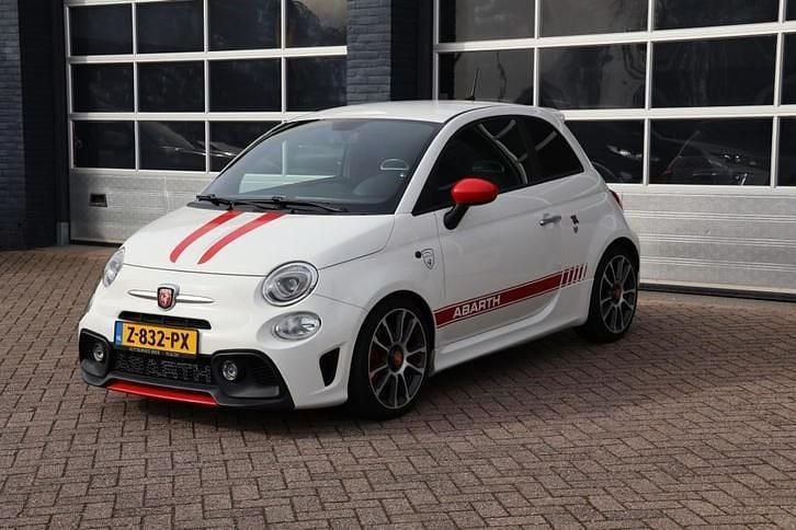 Wit Gebruikt 2019 Abarth 595 Turismo Hatchback | € 18.950 (Eerlijke prijs) - Afbeelding 1/4