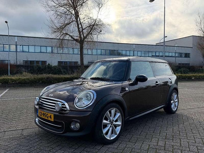 Zwart Occasion 2011 Mini Cooper Clubman Chili Stationwagen | € 5.249 (Eerlijke prijs) - Afbeelding 1/4
